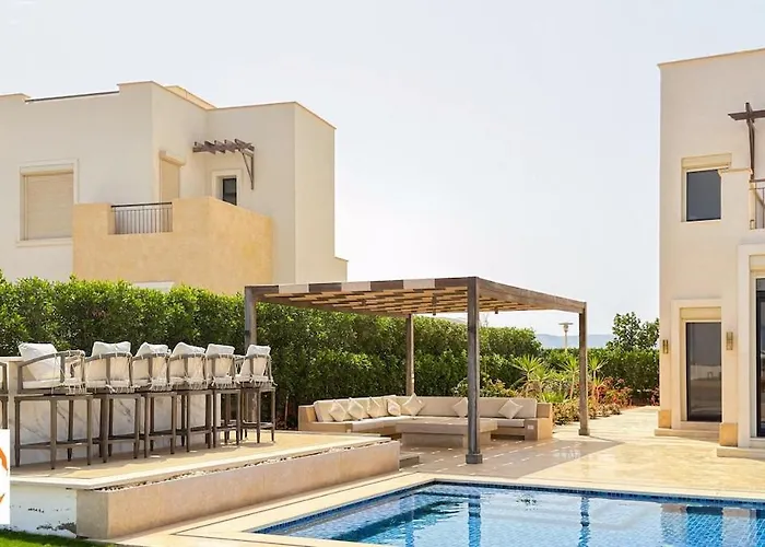 4br Lux Villa, Heated Pool & Nanny ! Near Marina Villa