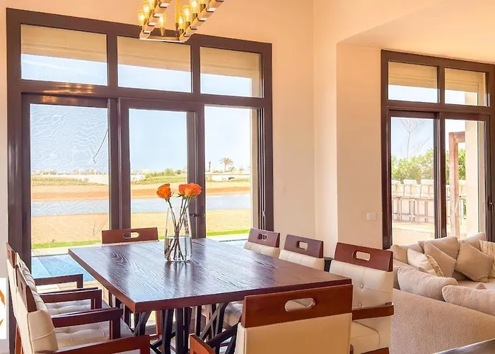 4br Lux Villa, Heated Pool & Nanny ! Near Marina Villa *