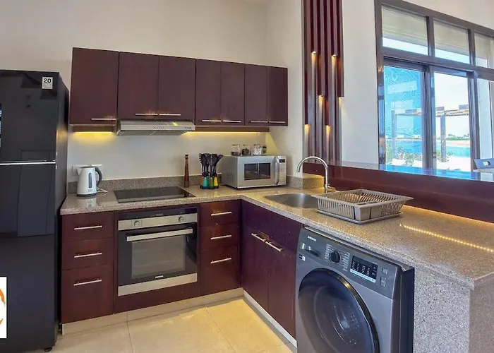 4br Lux Villa, Heated Pool & Nanny ! Near Marina Villa *